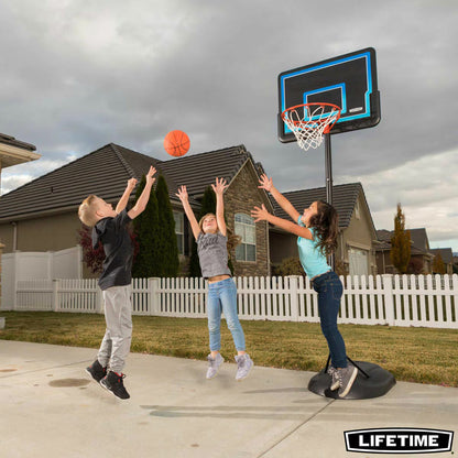 Lifetime 32 Inch (81.28 Cm) Youth Portable Basketball Hoop