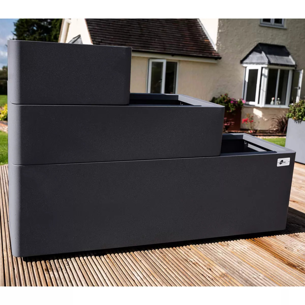 Stone Garden Hanbury 3-Tier Stackable Steel Planter Set in Green or Grey