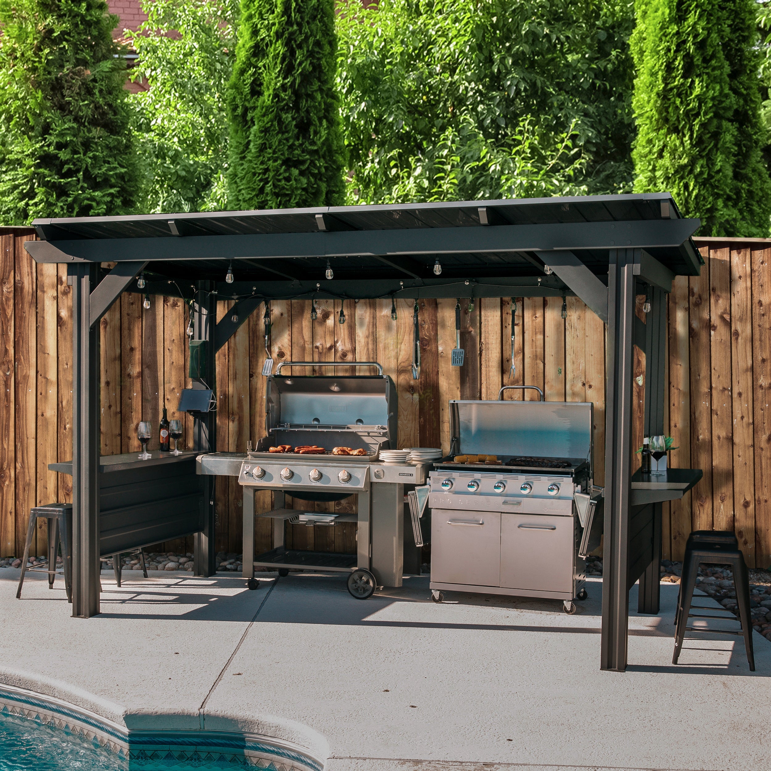 3.9m x 2.0m (13ft x 6ft) Rockport XL Grill/BBQ Gazebo